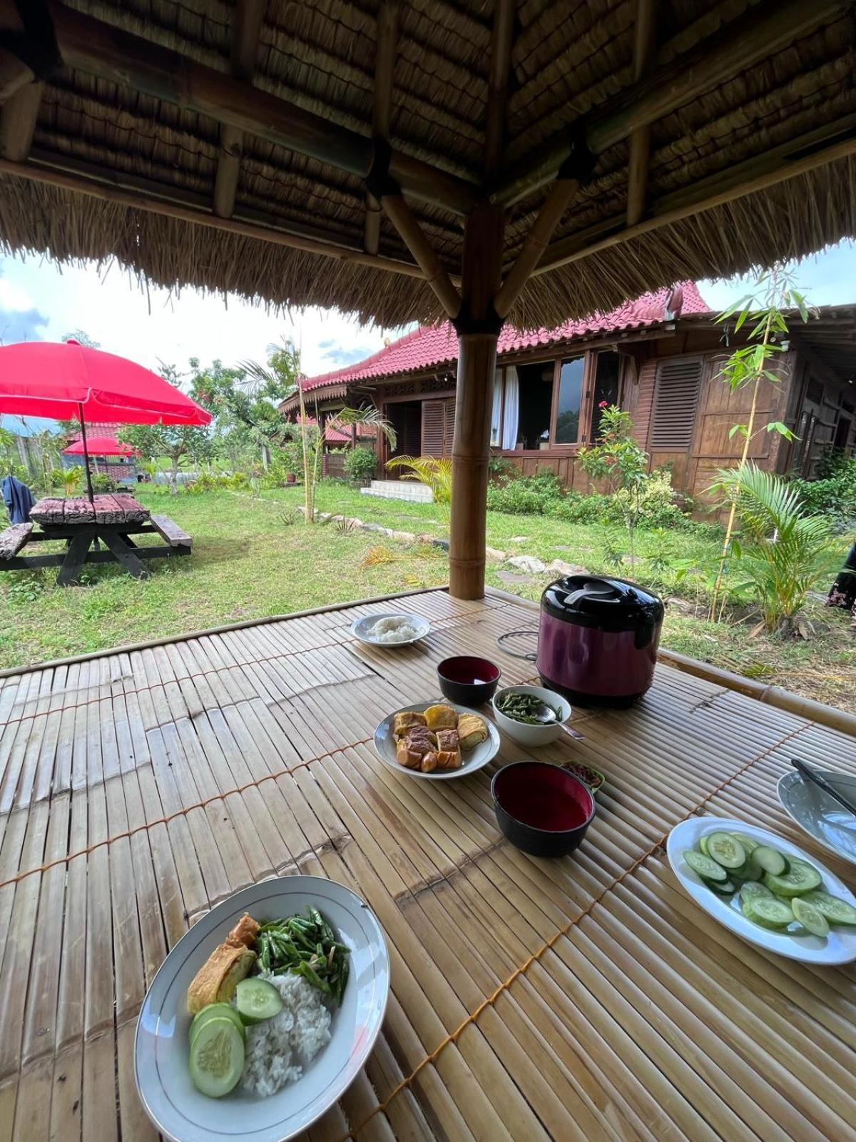 Javalo Villa Lombok Sengkol Buitenkant foto